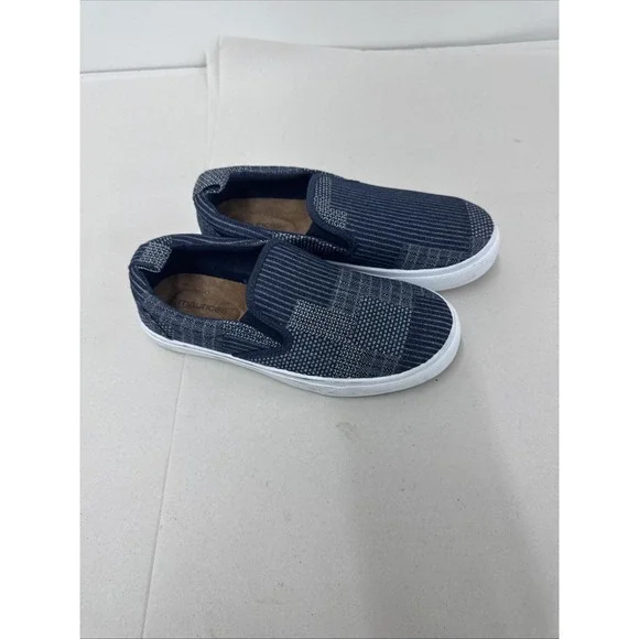 Maurices Super Crush Kate Denim Patchwork Sneaker Slip On Foam Insole Blue - Picture 3 of 7